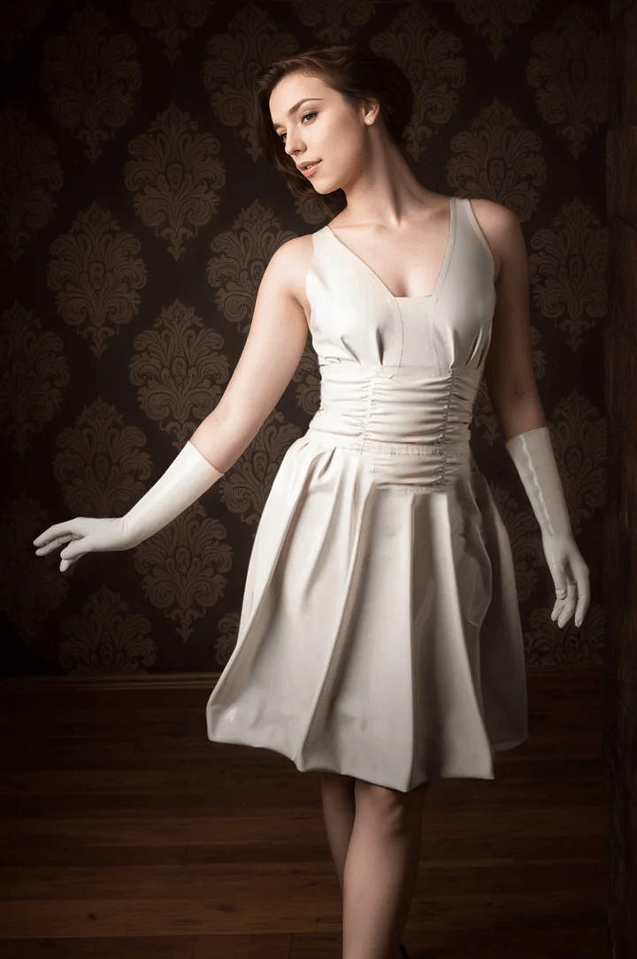 How to Find the Best White Sleeveless Latex Dress